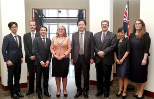 Mr. Zhang Ke met Ms. Jan Adams, Australian Ambassador to China